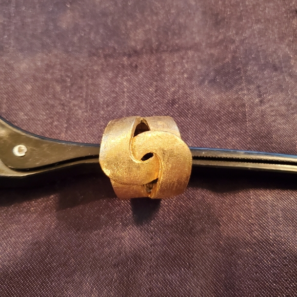 Goldilocks - Picture 2 of 6